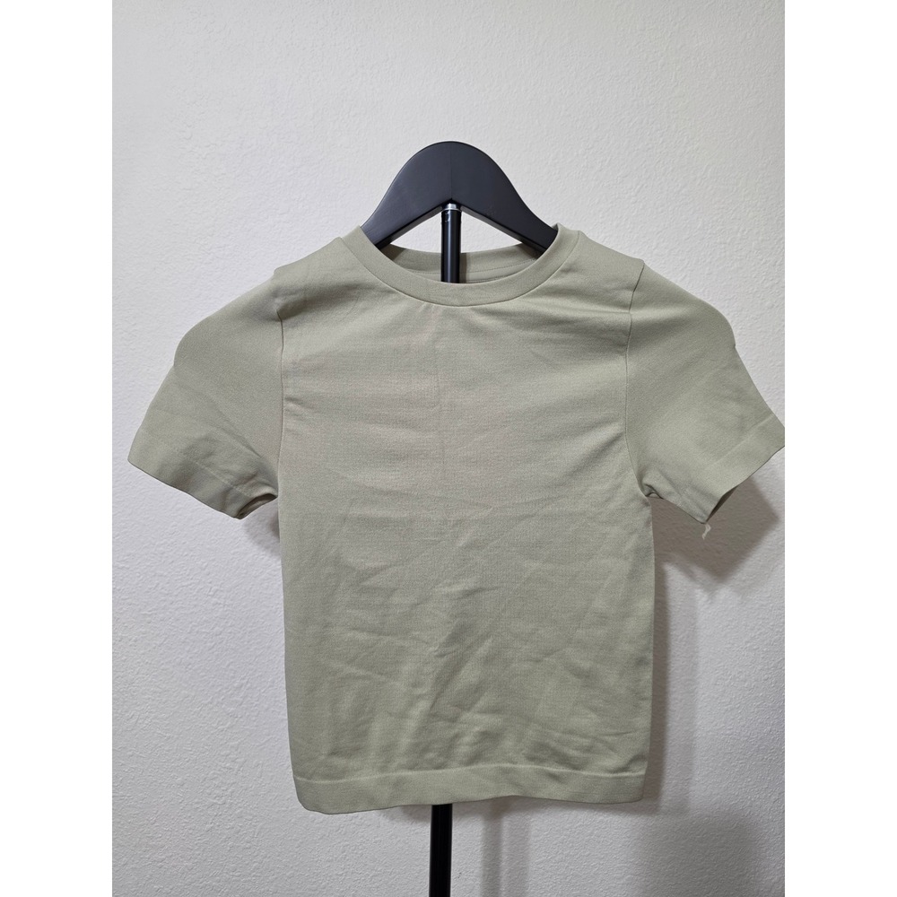 A New Day Womens XS Seamless Baby Tee Short Sleeve Sage Green Crew Neck Top